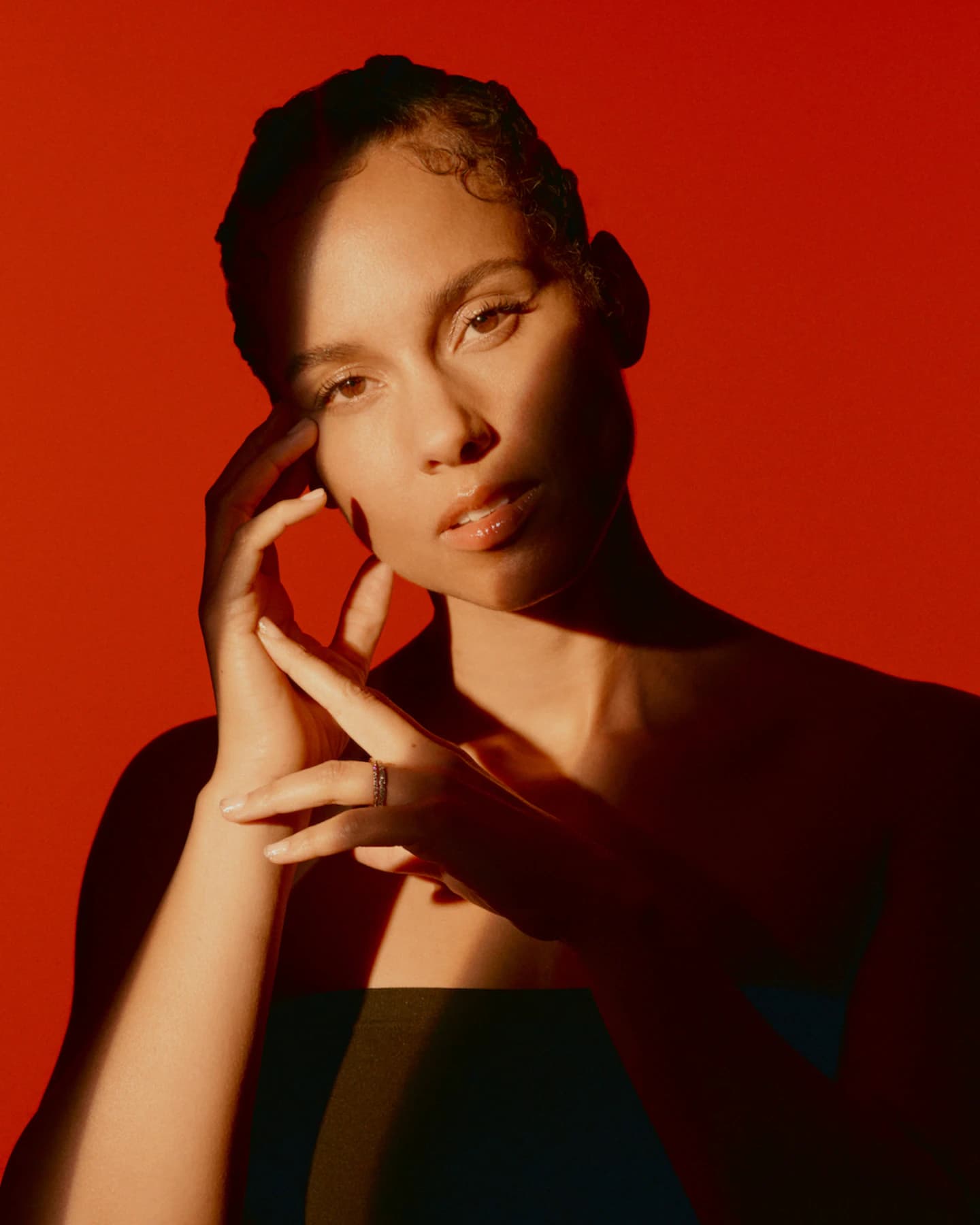 Official website of renowned artist, Alicia Keys.